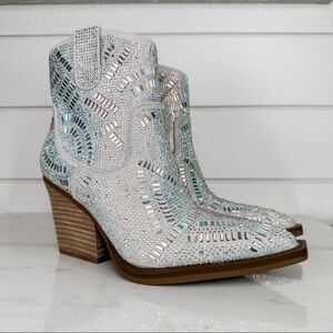 Very G White and Silver Embellished Heeled Boots